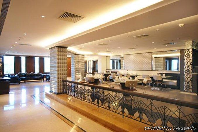 Mayfair Convention Бхубанешвар Інтер'єр фото