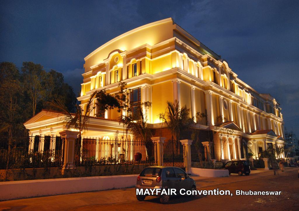 Mayfair Convention Бхубанешвар Екстер'єр фото